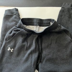 Men’s UA joggers